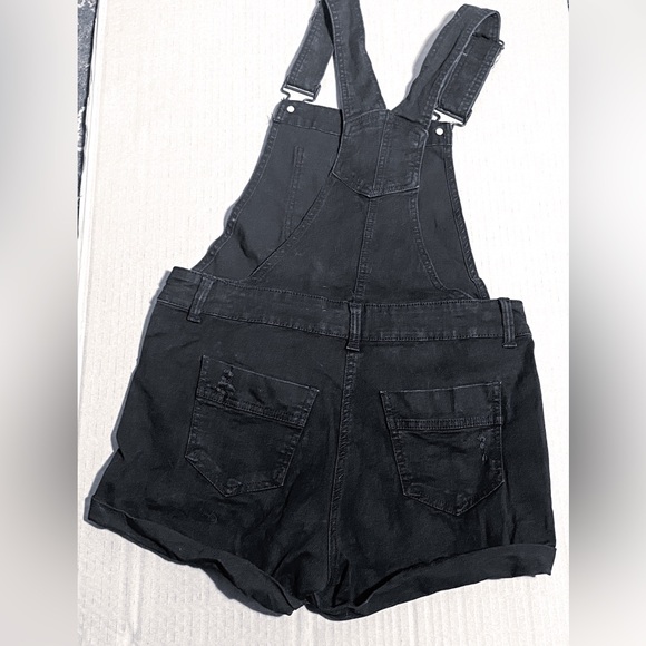 Blue Spice  BLACK Distressed Stretch Denim Bib Overall Cuffed Shorts - Picture 5 of 13